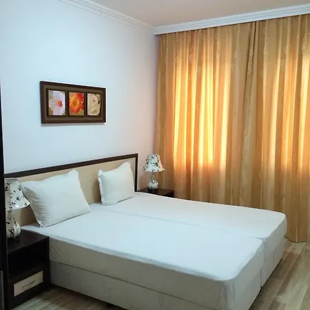 Palm Deluxe Апартхотел 4*