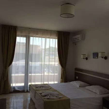 Apartmanhotel Palm Deluxe Napospart