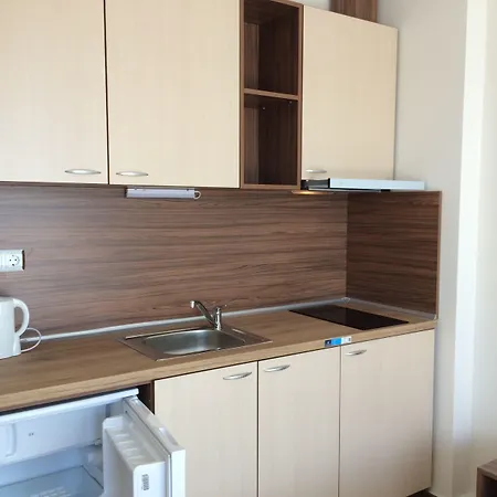 Palm Deluxe Апартхотел Слънчев бряг